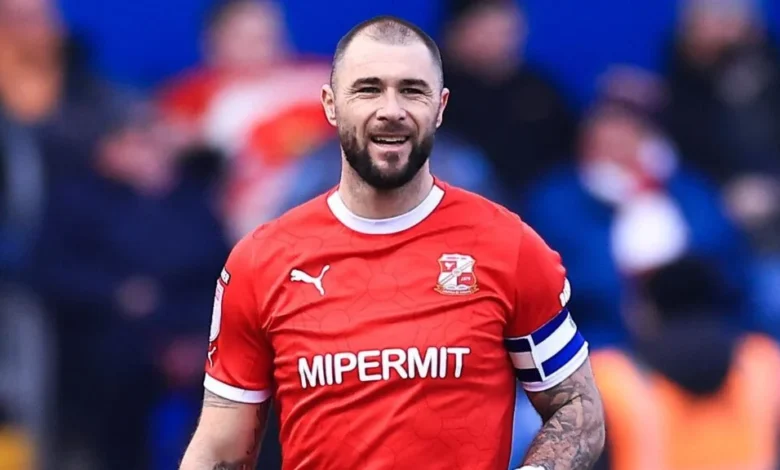 Charlie Austin Cryer Charlie Austin Cryer
